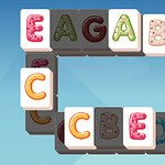 Rassemble 3 tuiles alphabet identiques